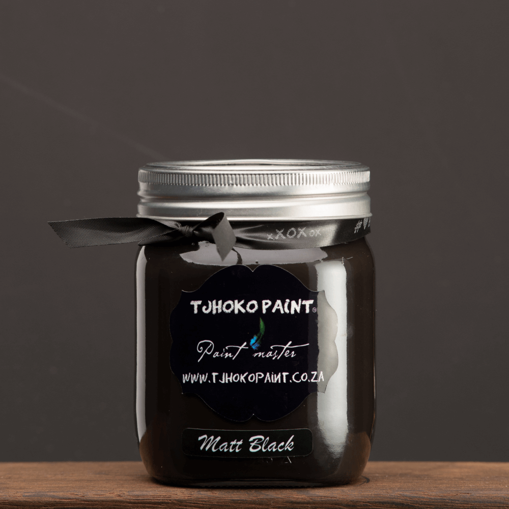 Deckende Möbelfarbe für modernes Upcycling
Kalkfarbe Tjhoko Paint schwarz