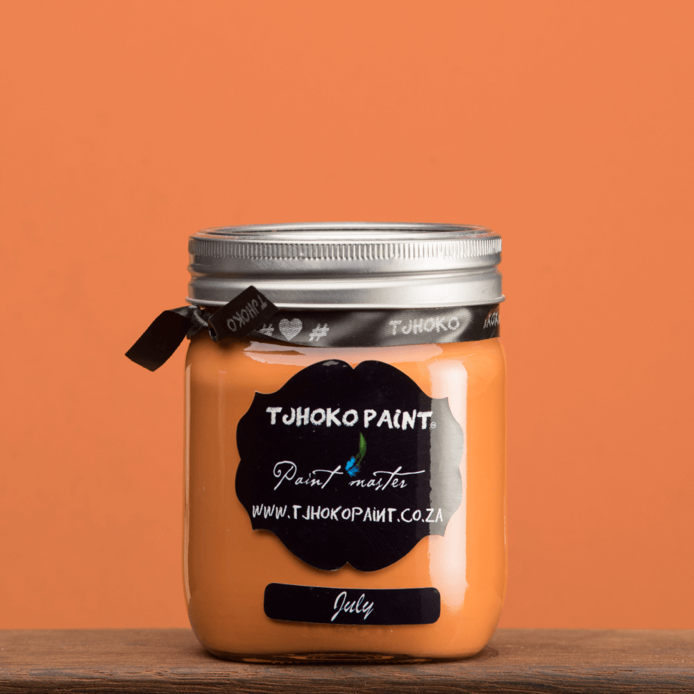 Deckende Möbelfarbe für modernes Upcycling
Kalkfarbe Tjhoko Paint July