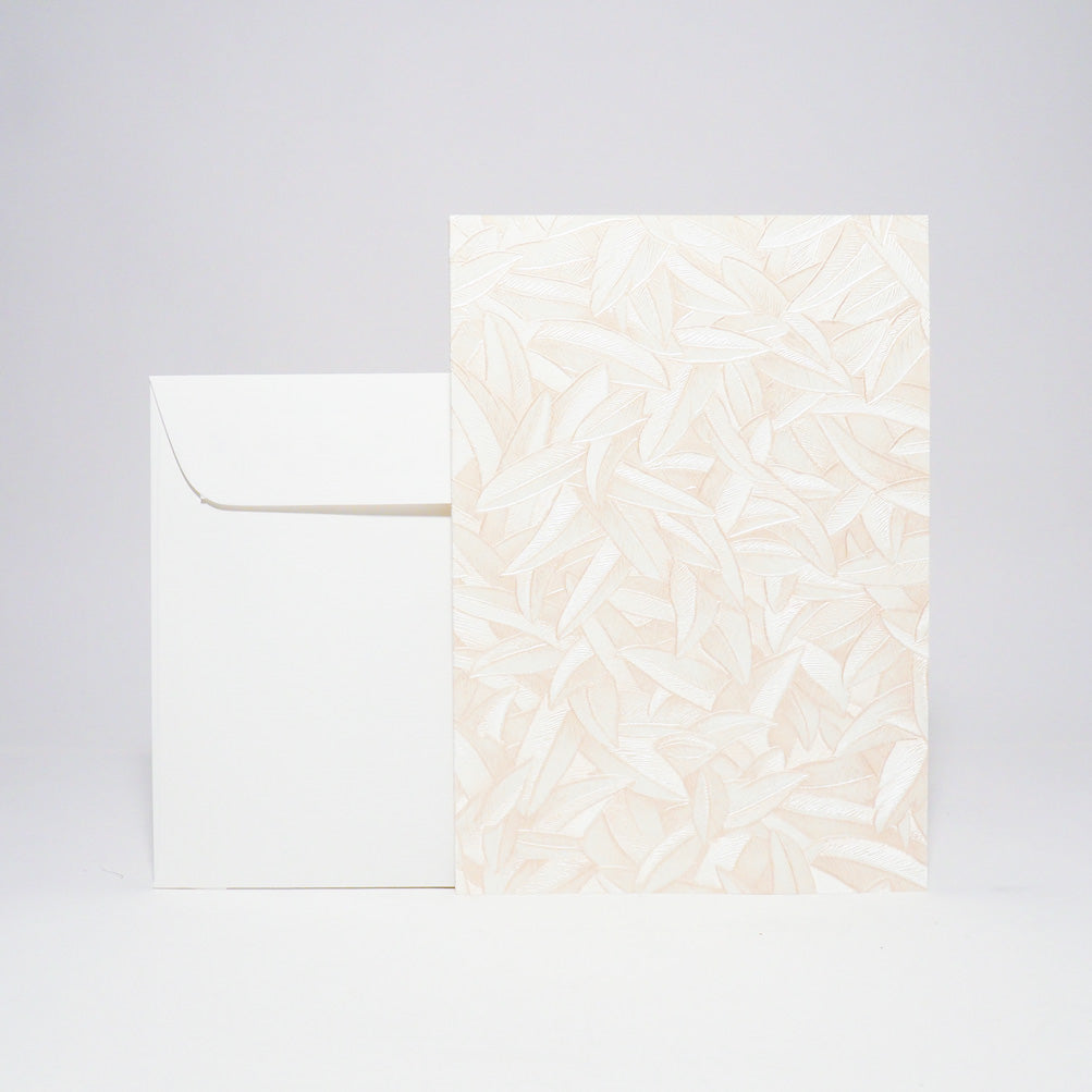 Grusskarte A5 mit Kuvert und Einlageblatt von Atelier 1818, Design Glööckler Floral beige