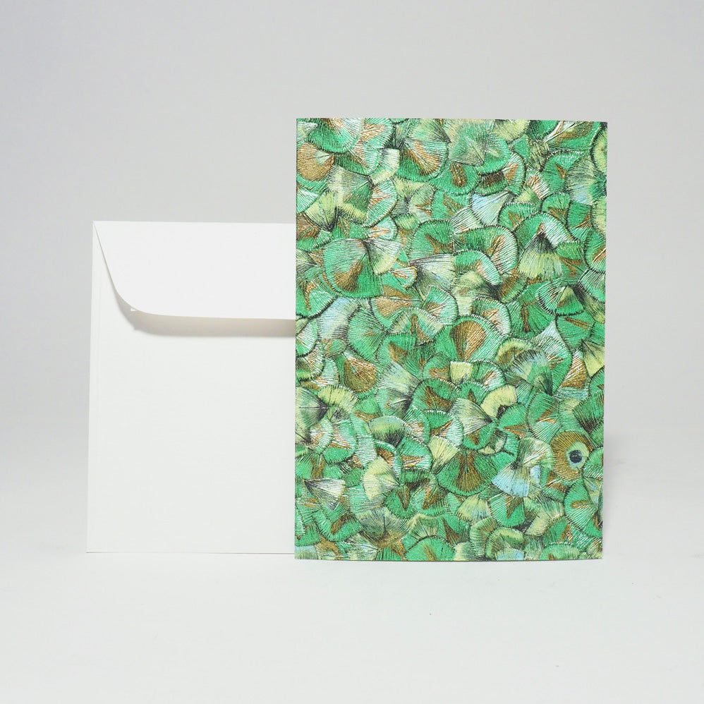 Grusskarte A6 mit Kuvert und Einlageblatt von Atelier 1818, Design Glööckler Plume green