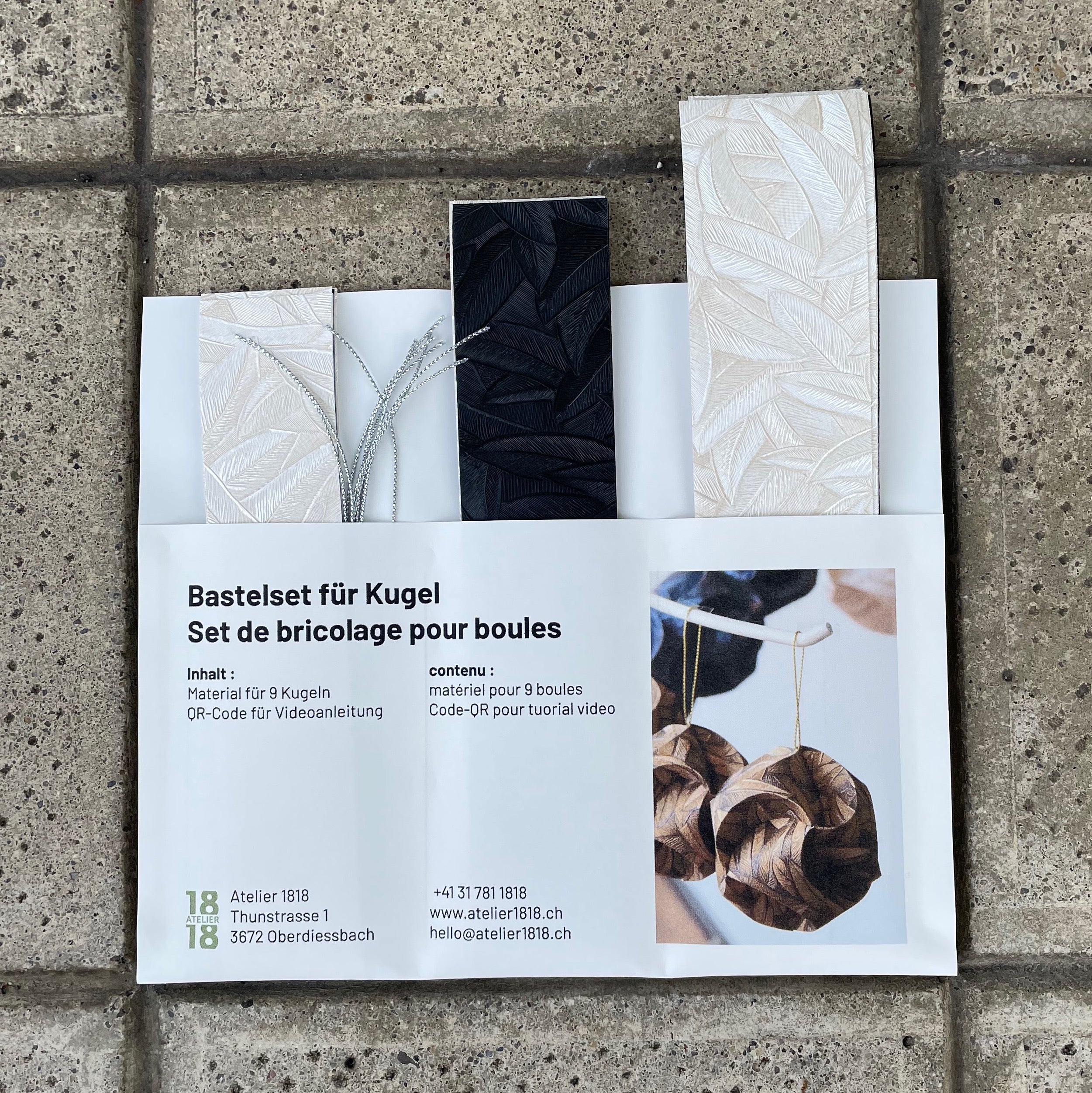 Nachfüllset für Bastelset für Kugel, Design Glööckler Plume schwarz weiss