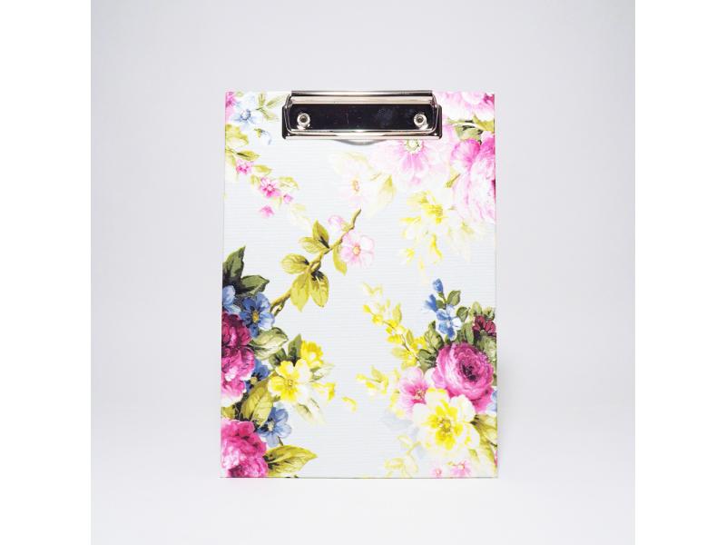 Handgefertigtes Klemmbrett vom Atelier 1818, A5, die ideale, stabile Schreibunterlage für kreative Notizen und freies Schreiben ohne Tisch. Design Floral