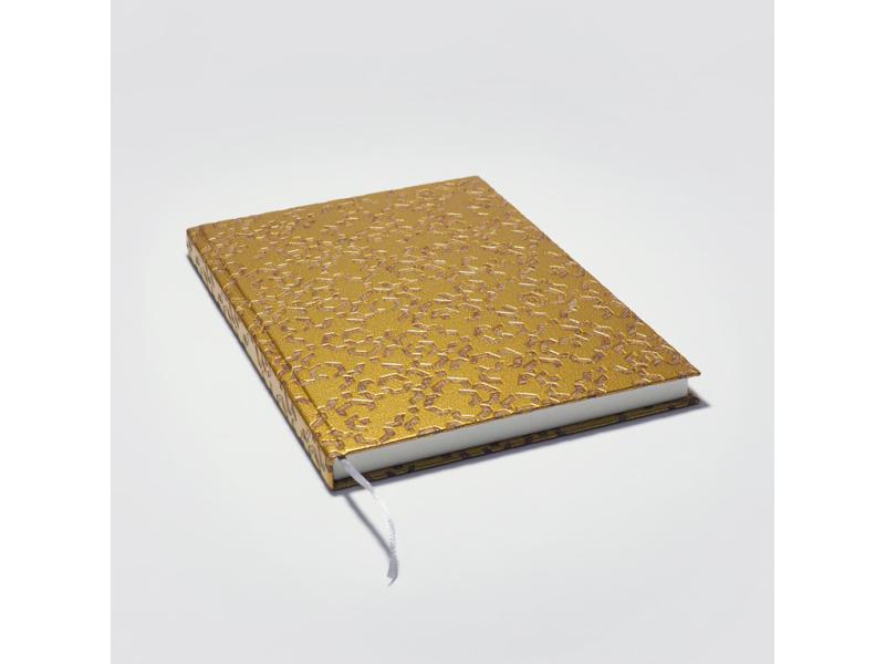 Von Hand produziertes Notizbuch A5 vom Atelier 1818 – kombiniert traditionelle Buchbindekunst mit moderner, fühlbarer Ästhetik. Design Marrakesch gold