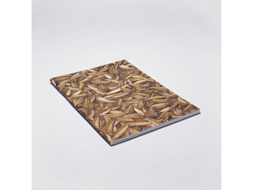 Edles Notizheft vom Atelier 1818: Handgearbeitetes A5 Heft und besondere Materialhaptik für ein einzigartiges Schreibgefühl. Design Glööckler Floral Gold