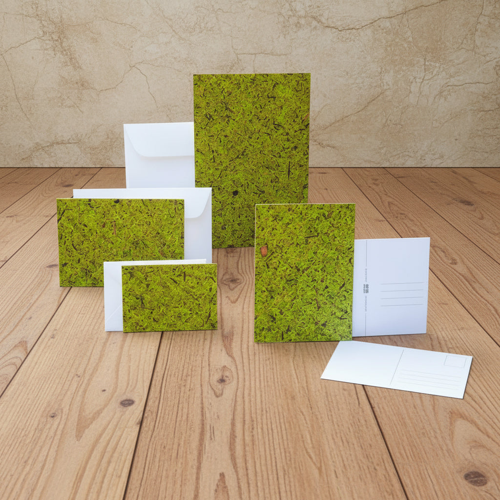 Grusskarten mit Kuvert A5, A6, A7 aus Naturmaterialien von Organoids Design Waldmoos