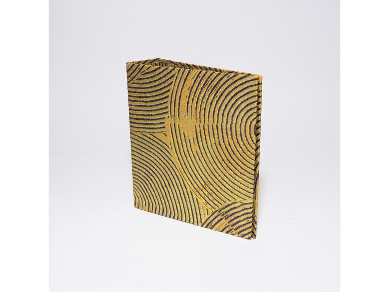 Hochwertiger A6 Ringordner vom Atelier 1818 zur stilvollen Aufbewahrung besonderer Dokumente, handgefertigt aus edlem Materialien, Design Nala Cape Town
